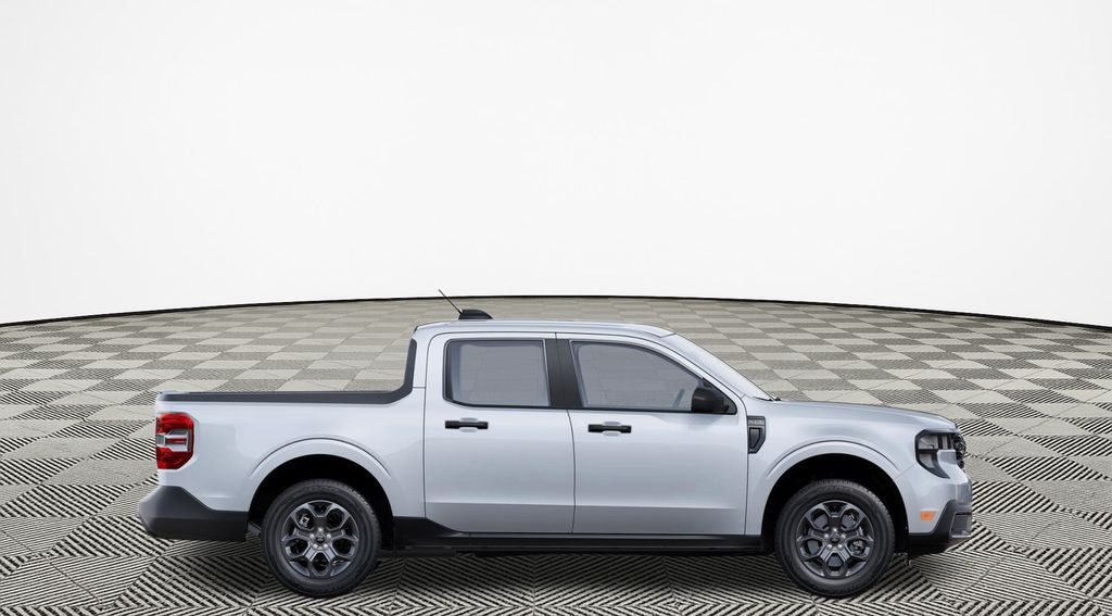2025 Ford Maverick XLT photo 5