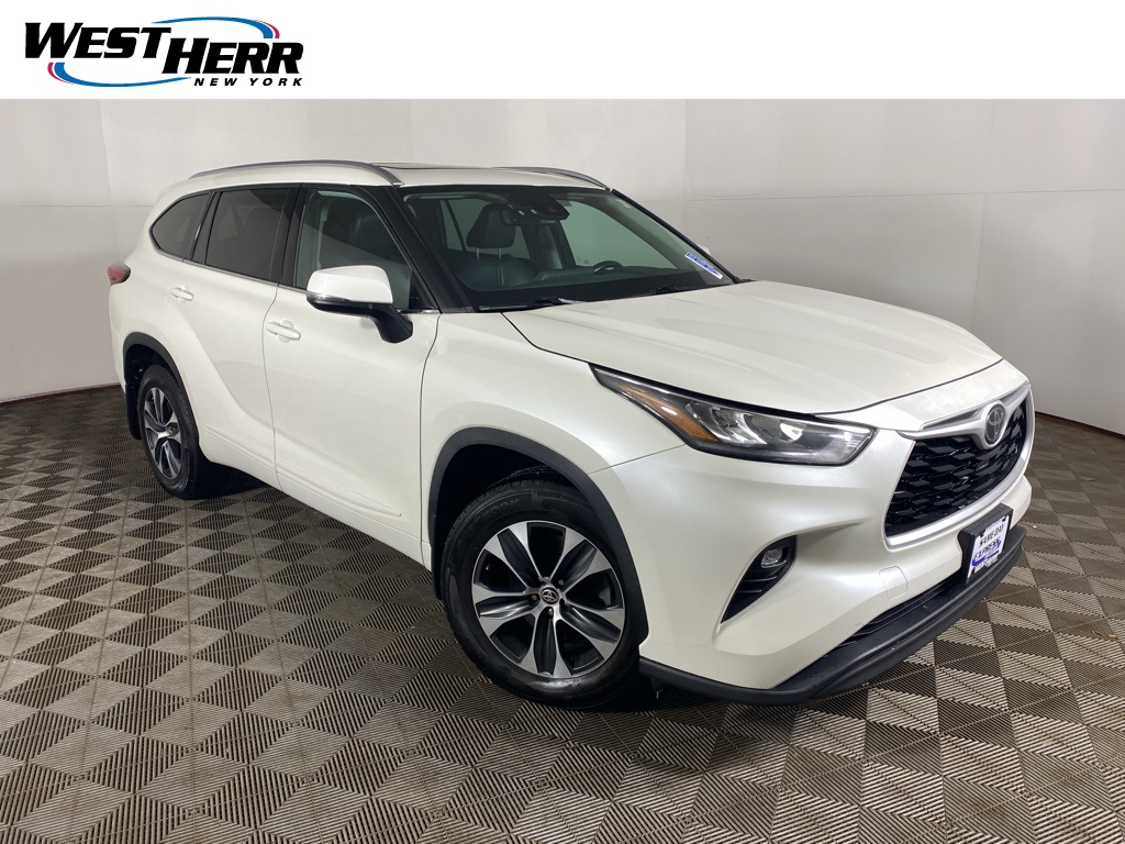2020 Toyota Highlander XLE's photo