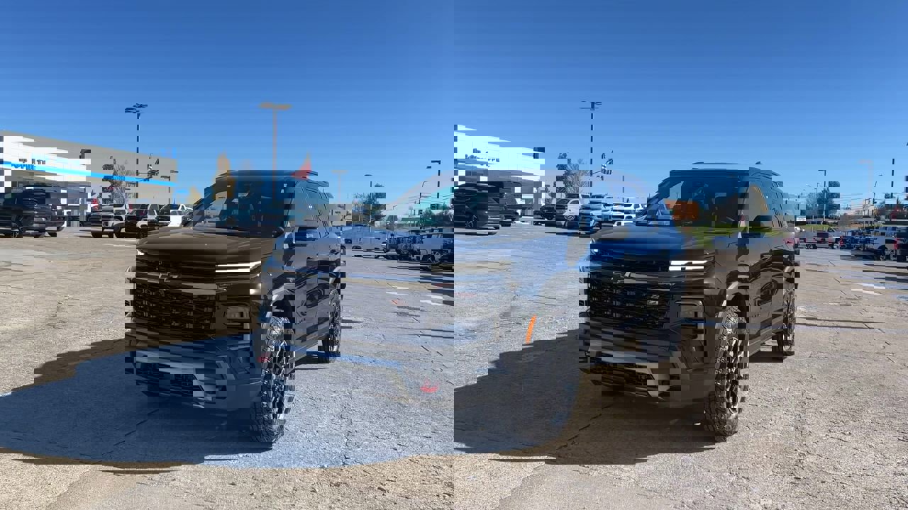 2026 Chevrolet Traverse Z71 photo 3