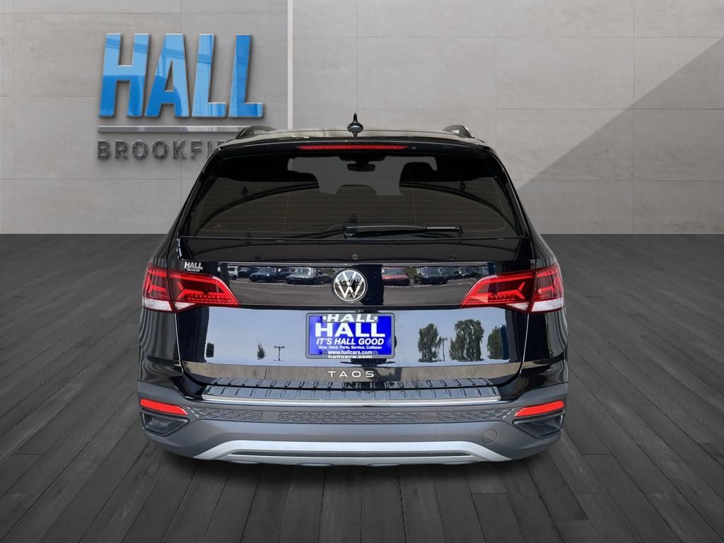 2024 Volkswagen Taos S photo 4