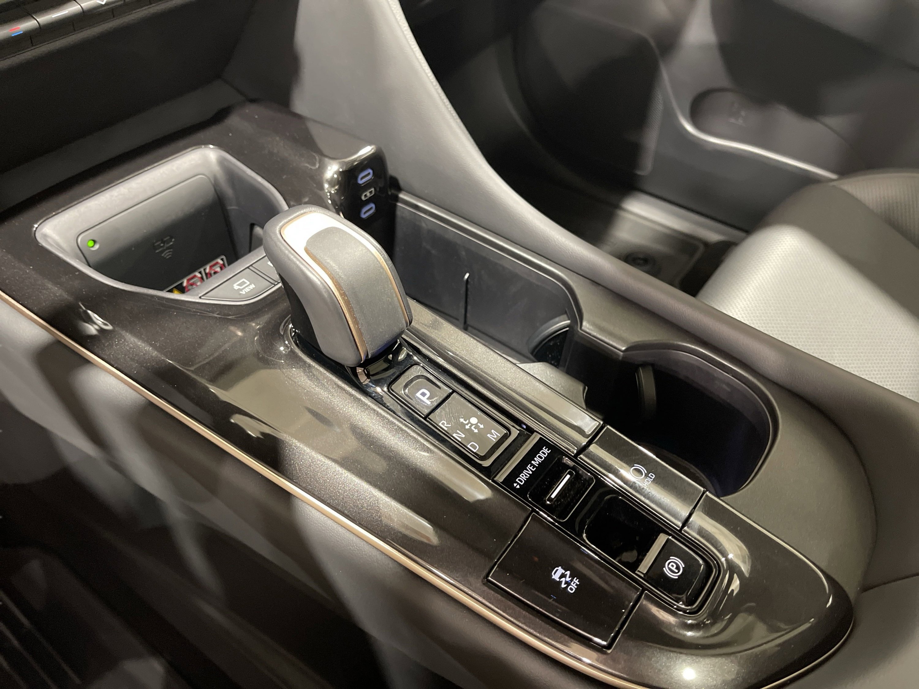 2025 Toyota Crown Platinum photo 22
