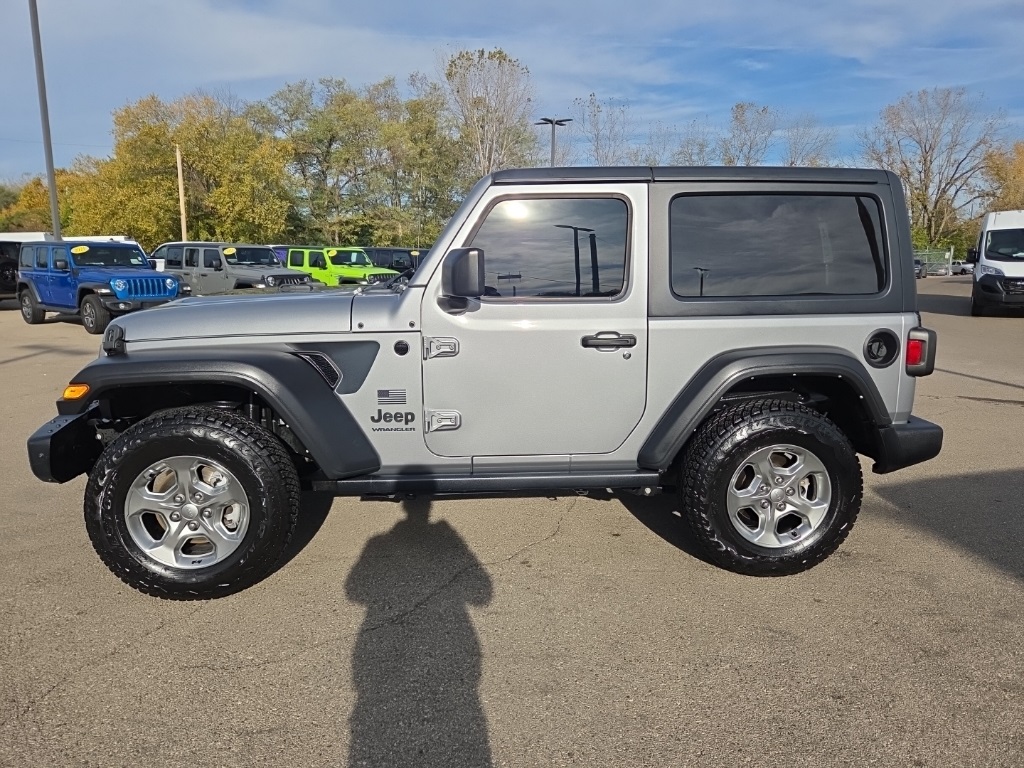 2021 Jeep Wrangler Sport S photo 2