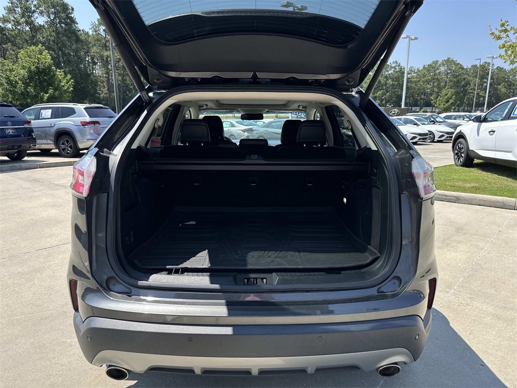 2020 Ford Edge Titanium photo 6