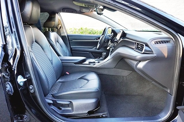 Used 2022 Black Toyota SE image 10