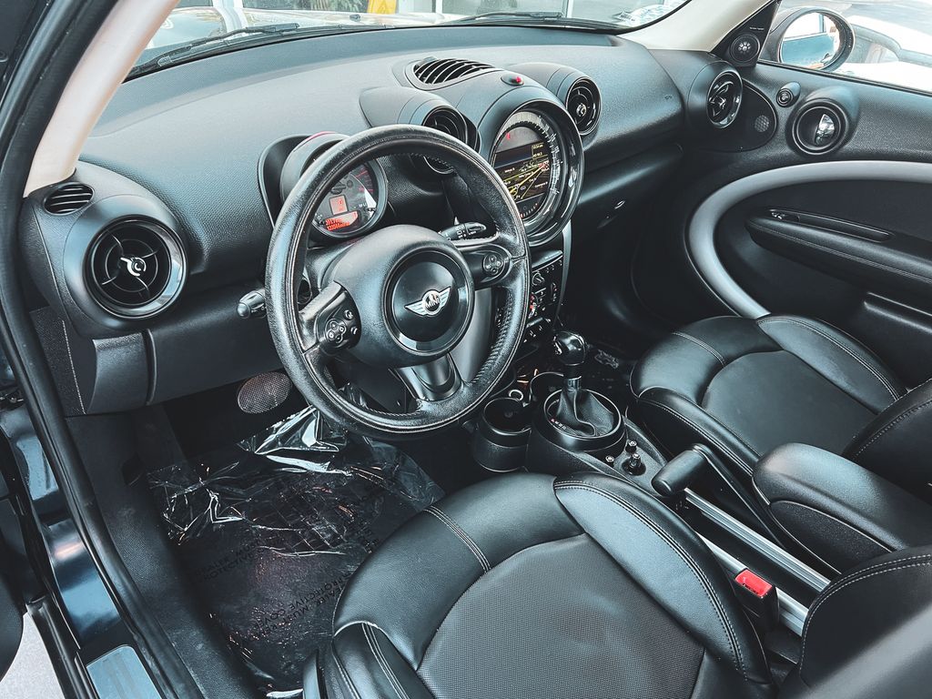 2016 Mini Countryman photo 23