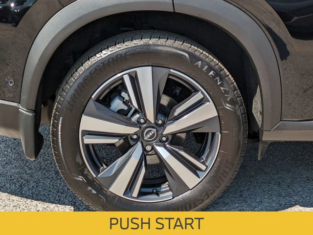 2024 Nissan Rogue SL photo 10