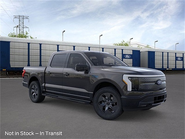 2025 Ford F-150 XLT photo 5
