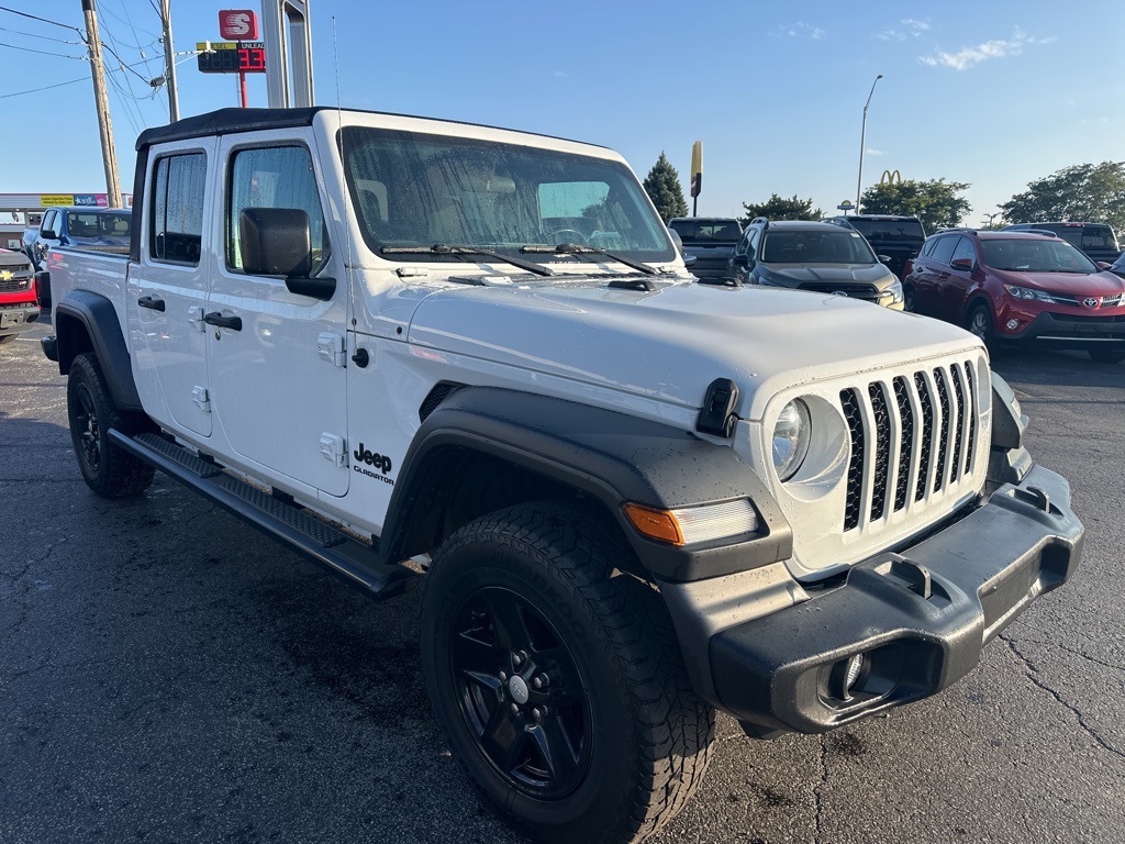 2020 Jeep Gladiator Sport photo 2