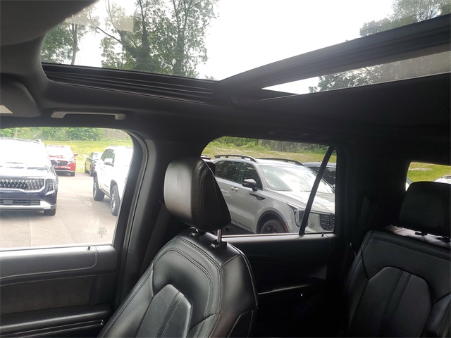 2021 Ford Expedition MAX Limited photo 11