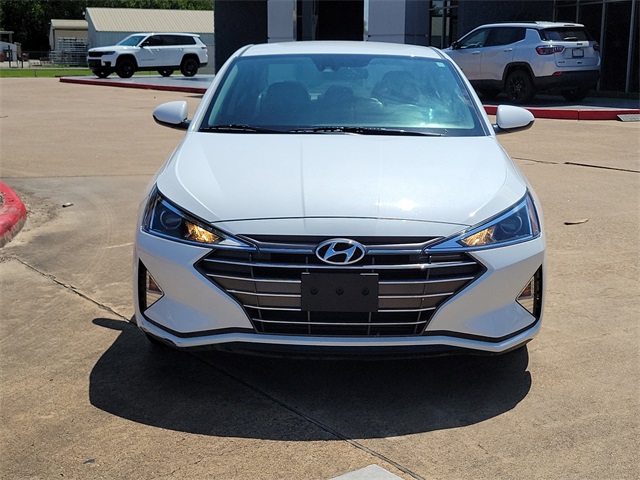 2020 Hyundai Elantra SE photo 2