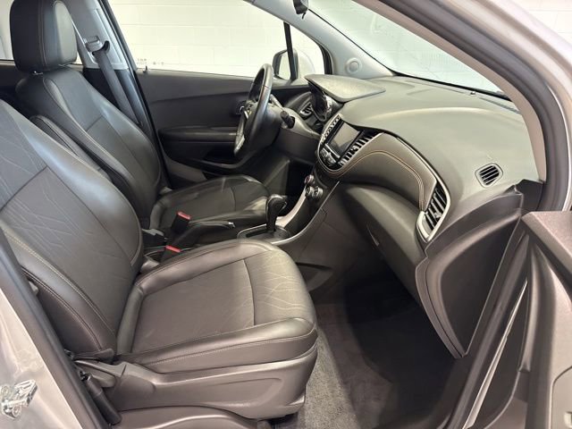 2022 Chevrolet Trax LT photo 10