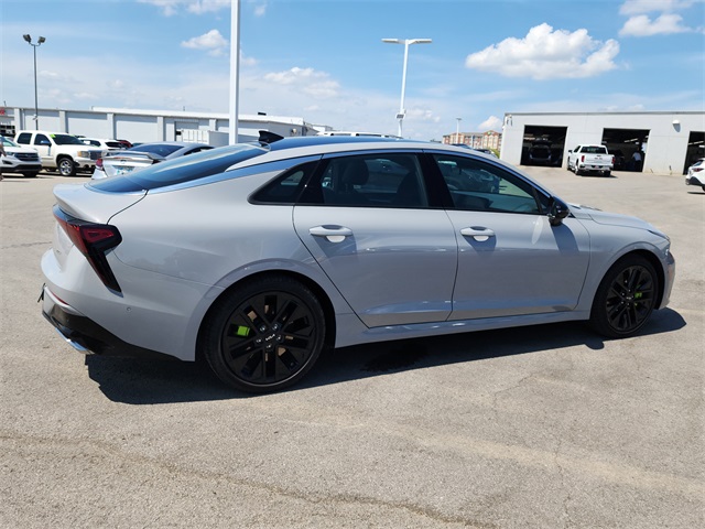 2026 Kia K5 GT photo 2