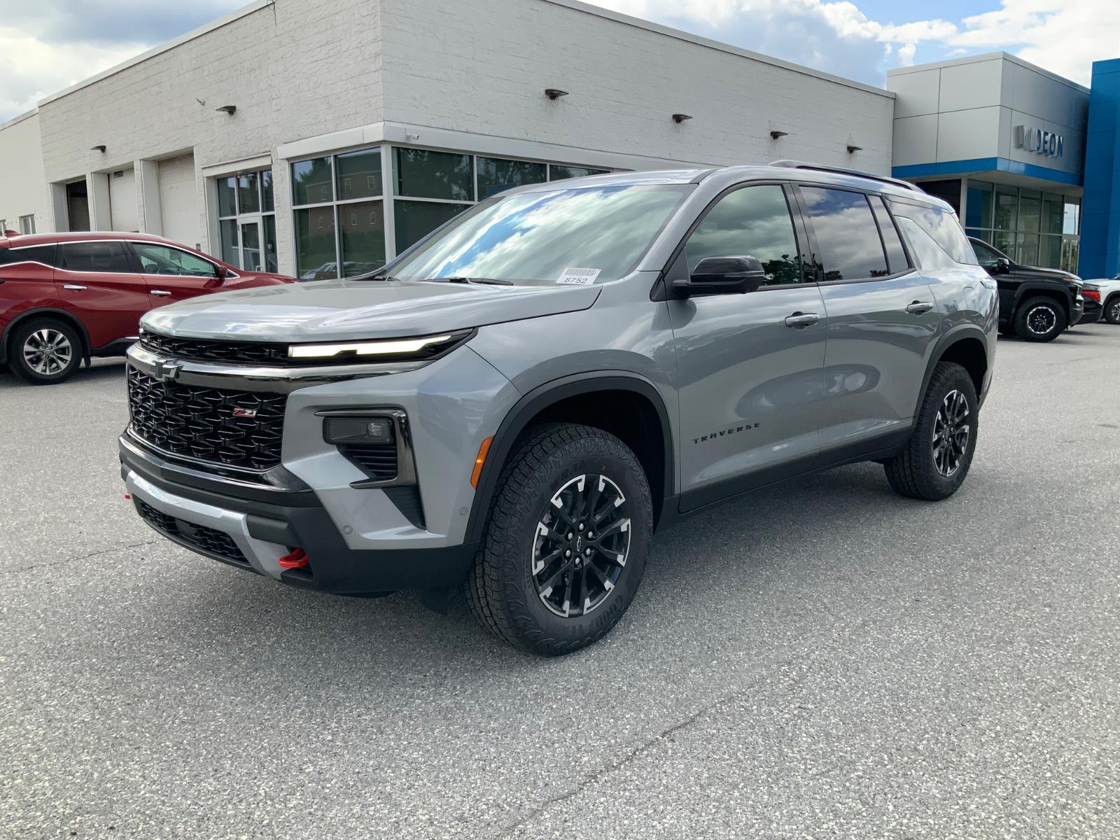 2026 Chevrolet Traverse Z71 photo 3