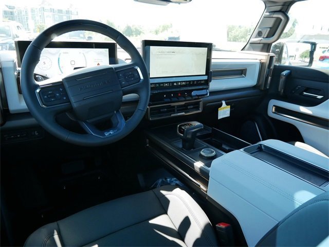2025 Gmc Hummer EV photo 3