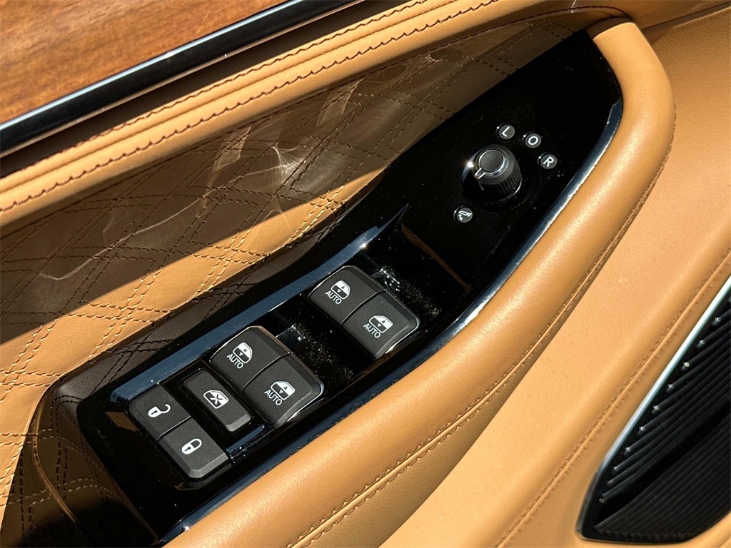2023 Jeep Grand Cherokee L Summit photo 23
