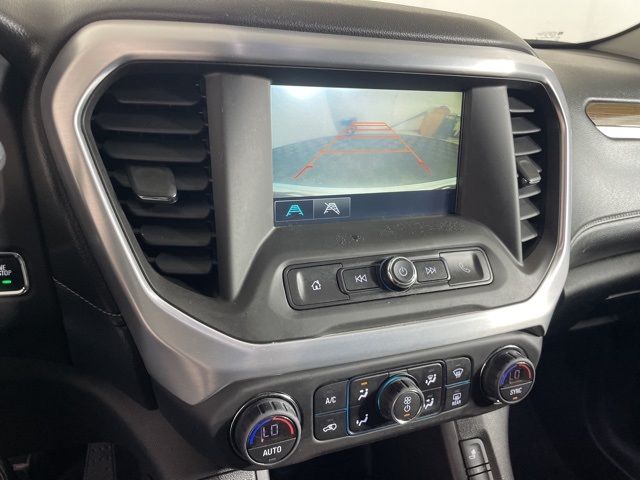2017 Gmc Acadia SLE photo 9