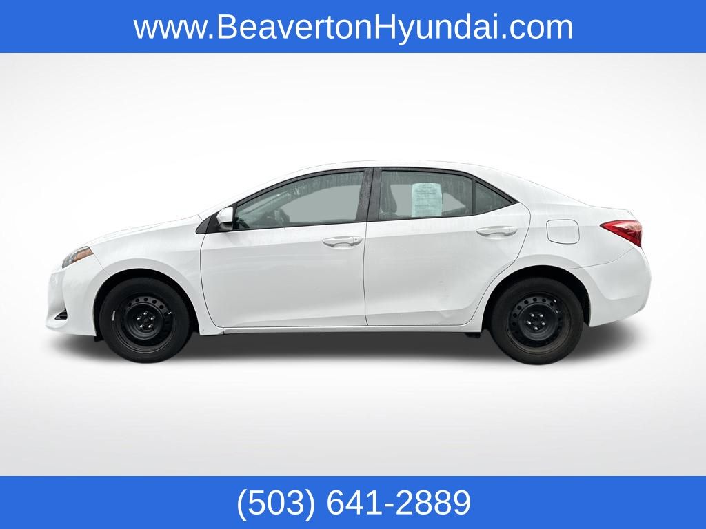 2019 Toyota Corolla LE photo 4