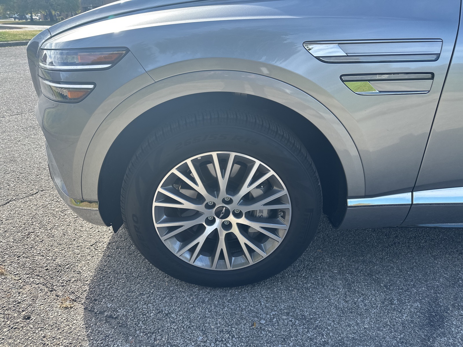 2025 Genesis GV80 2.5T AWD photo 3