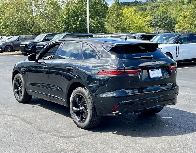 2021 Jaguar F-PACE P250 S photo 4