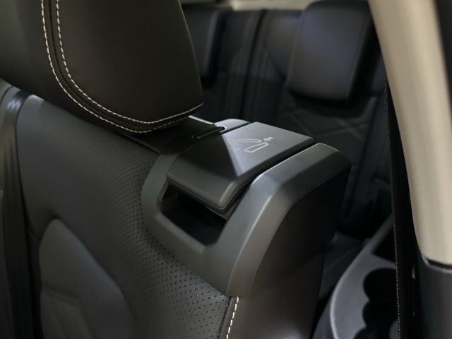 2026 Volkswagen Atlas SE photo 30