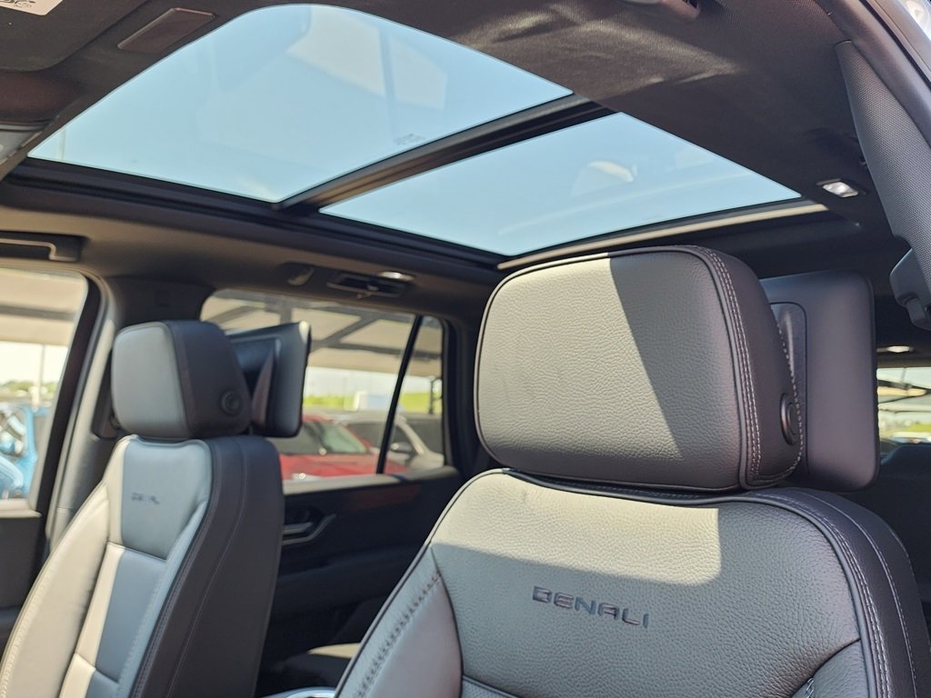 2026 Gmc Yukon Denali photo 12