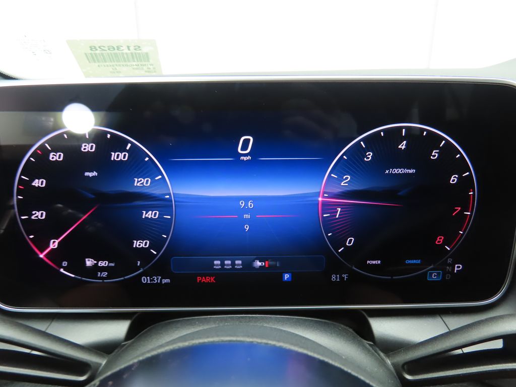 2025 Mercedes Benz GLC 300 photo 29