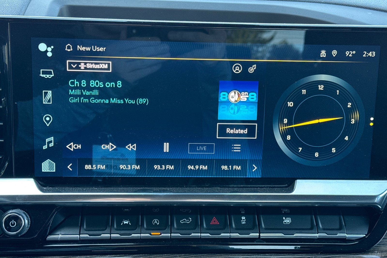 2024 Chevrolet Silverado 1500 LT photo 17
