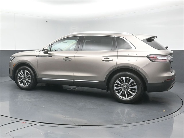 2020 Lincoln Nautilus Standard photo 3