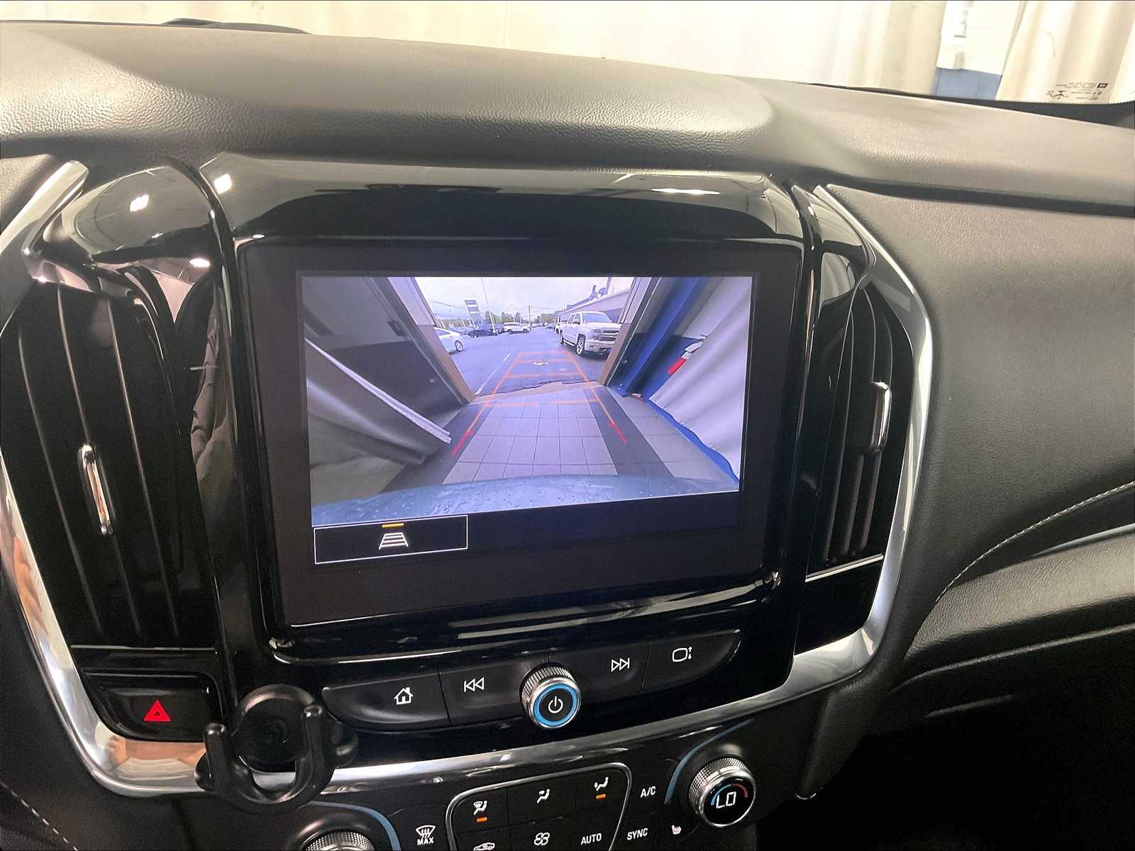2023 Chevrolet Traverse Leather photo 20