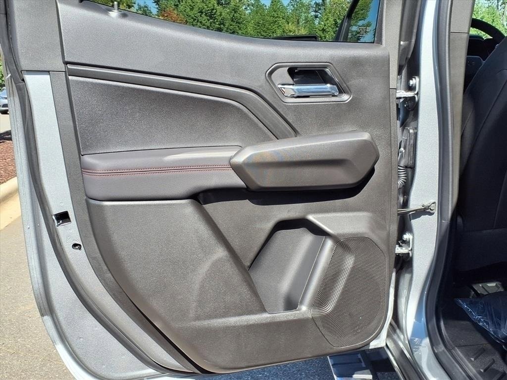 2026 Chevrolet Colorado Z71 photo 21