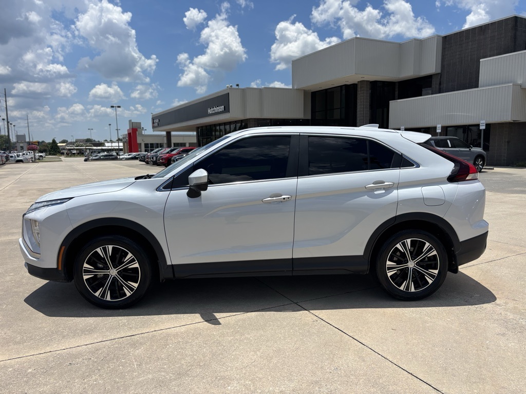 2022 Mitsubishi Eclipse Cross SEL photo 4