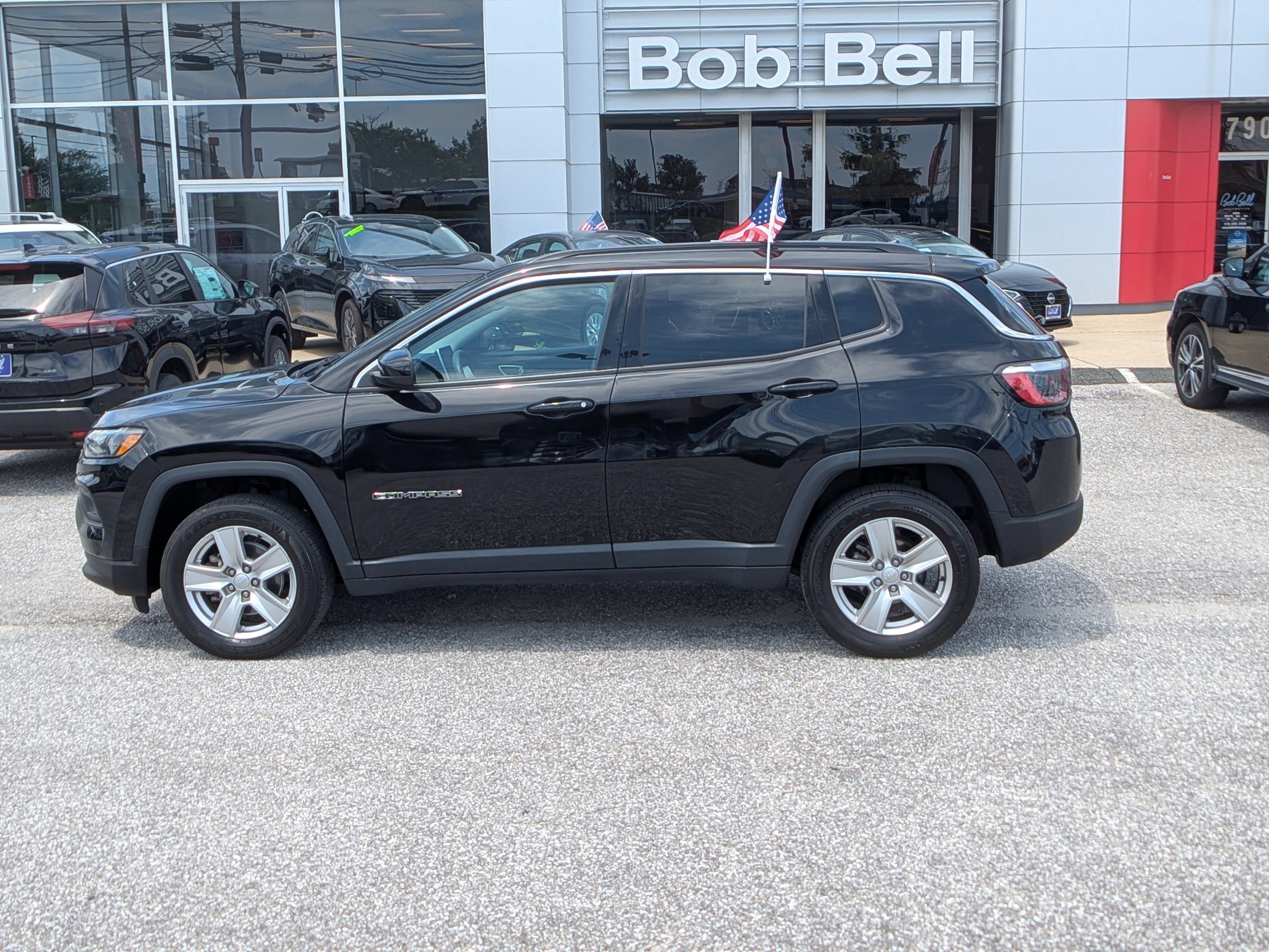 2022 Jeep Compass Latitude photo 20