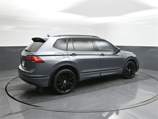 2021 Volkswagen Tiguan SE R-Line Black photo 10