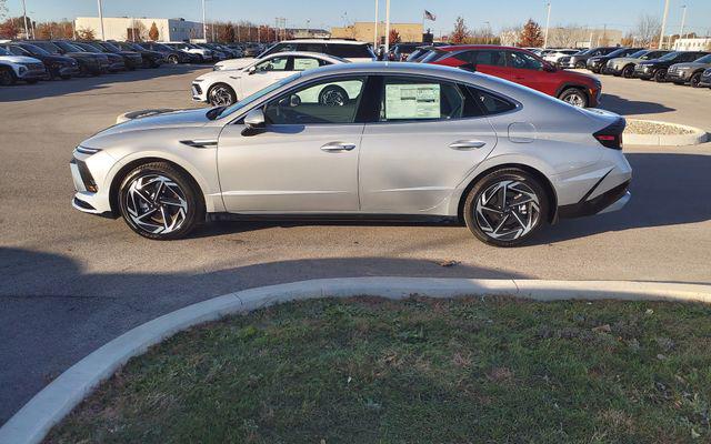 2026 Hyundai Sonata SEL's photo
