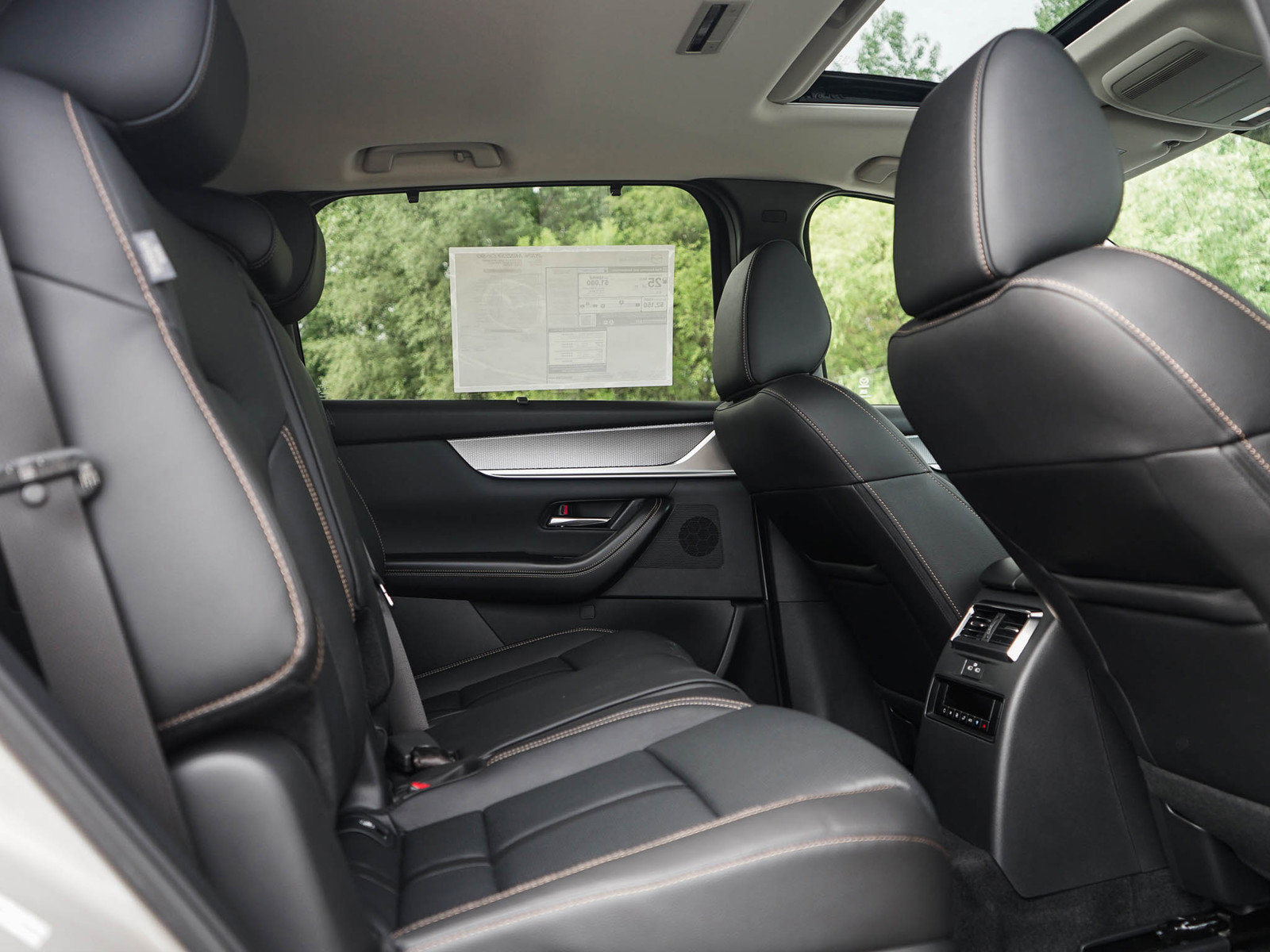2025 Mazda CX-90 3.3 Turbo Preferred photo 12