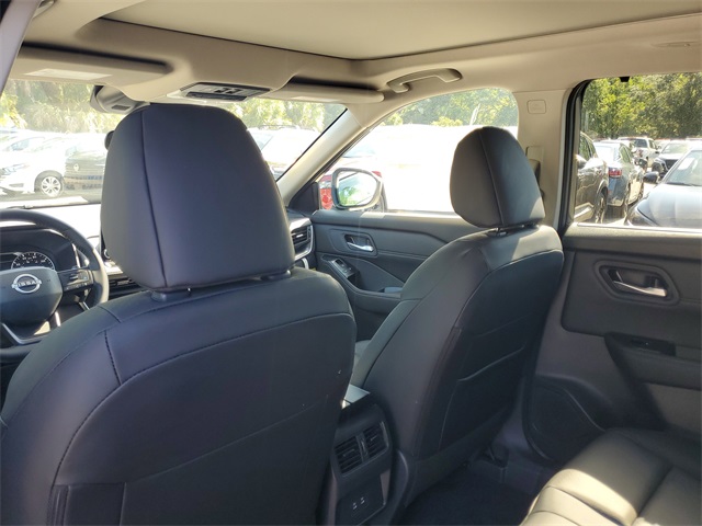2026 Nissan Rogue SV photo 23