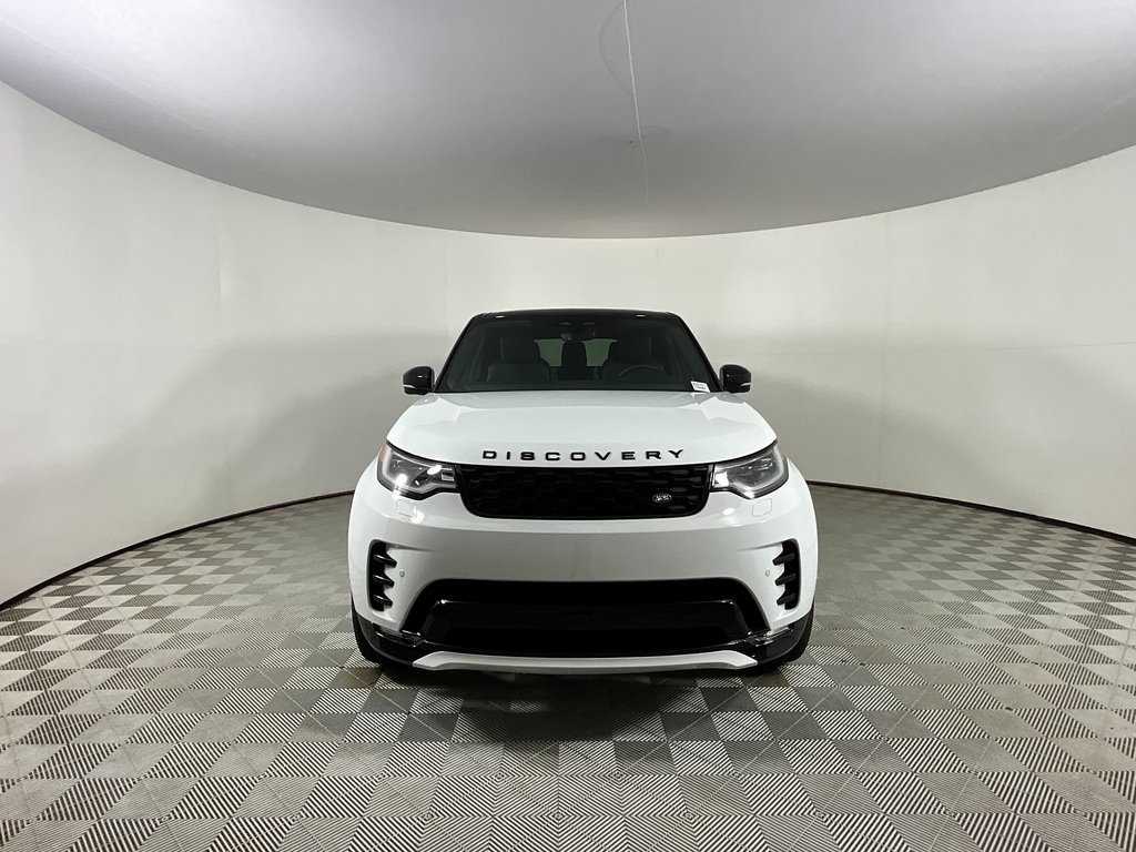 2025 Land Rover Discovery SE photo 3