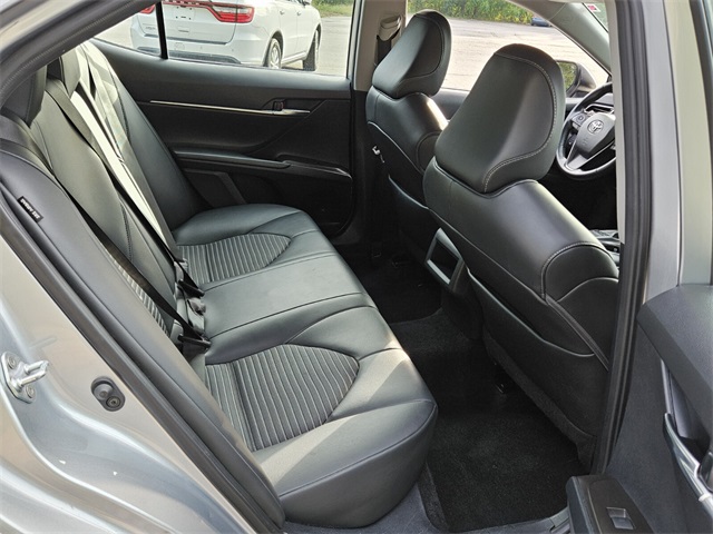 2023 Toyota Camry SE photo 14