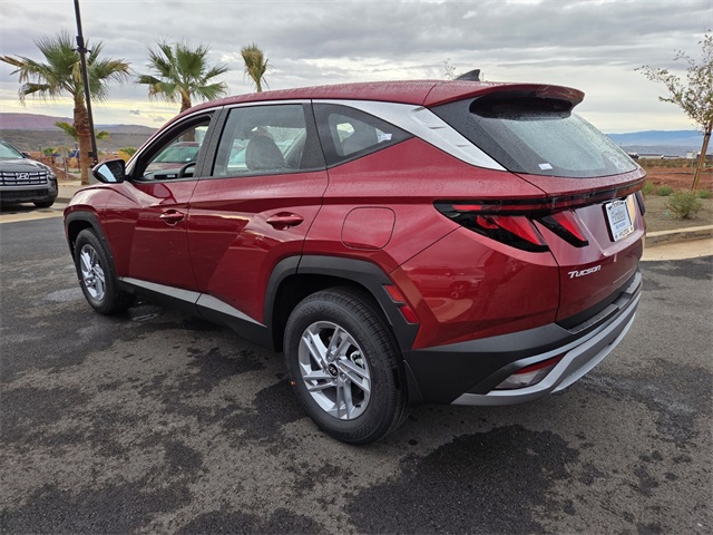 2026 Hyundai Tucson SE photo 3