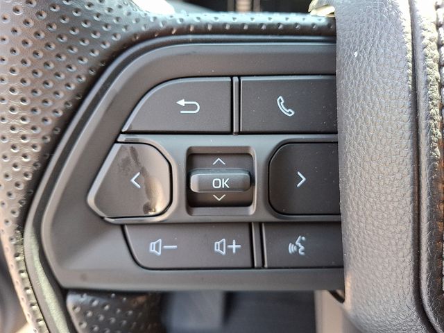 2025 Toyota Tacoma SR Double Cab photo 15