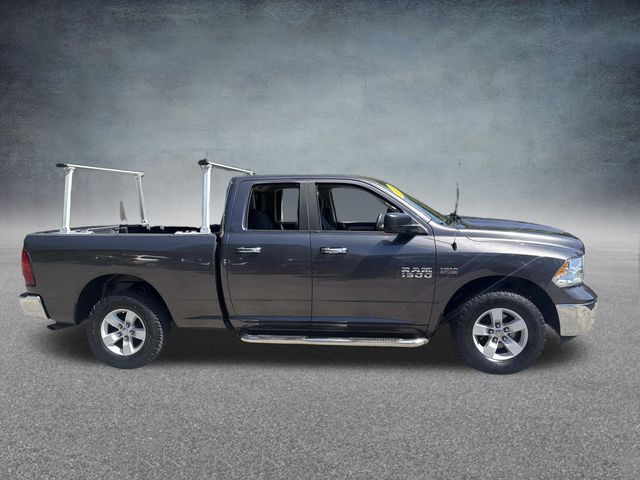 2016 Ram 1500 SLT photo 3