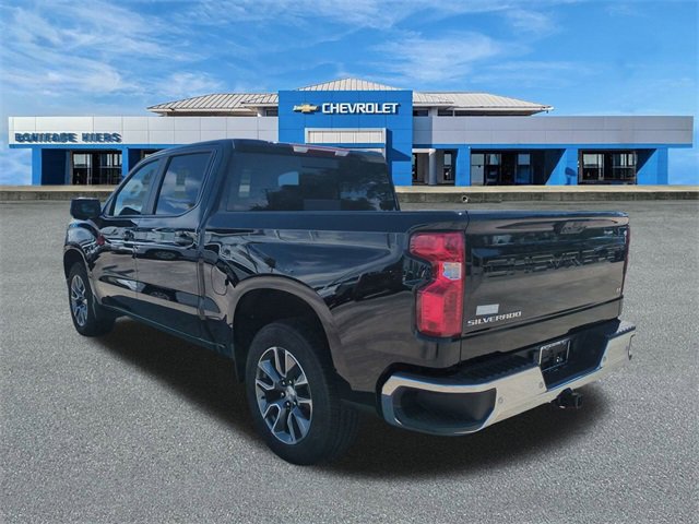 2025 Chevrolet Silverado 1500 LT photo 5