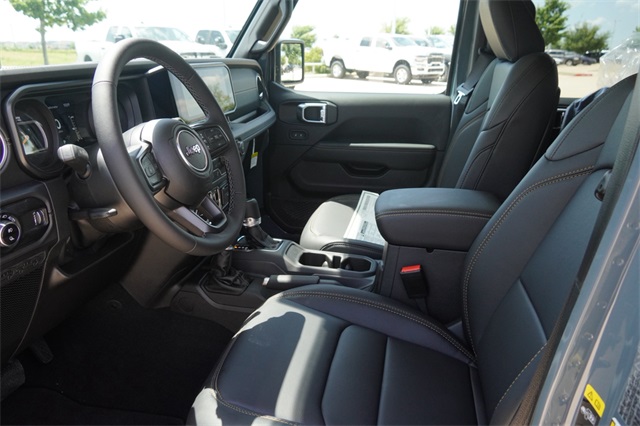 2025 Jeep Gladiator Sport Texas Trail photo 17