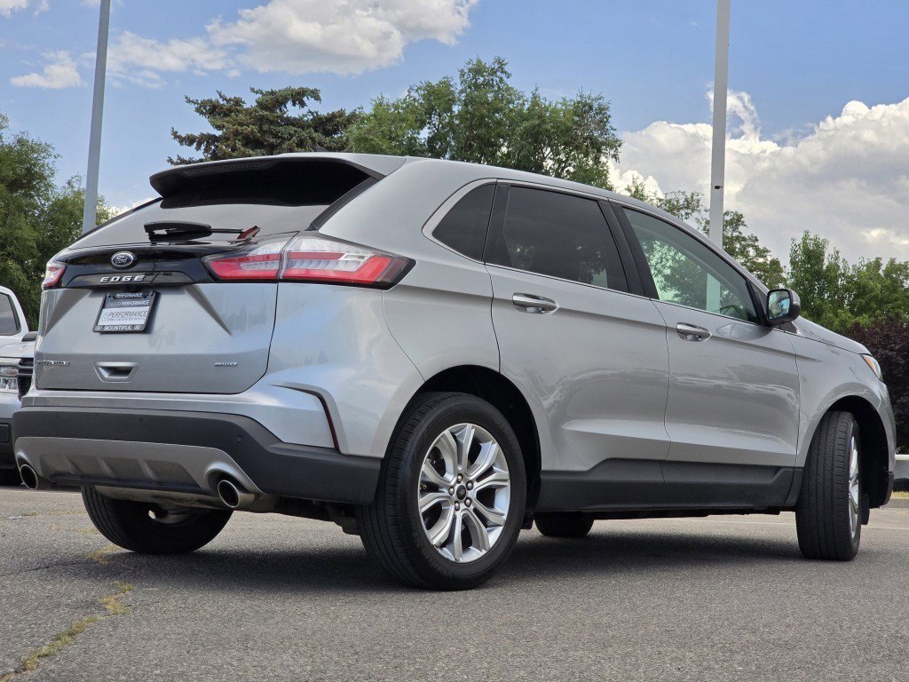 2024 Ford Edge Titanium photo 18