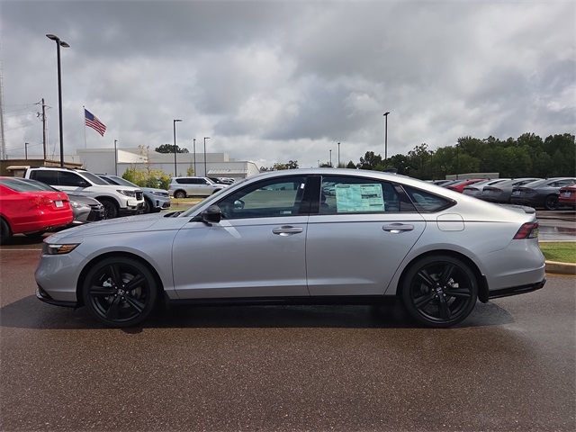 2025 Honda Accord Hybrid Sport-L photo 2