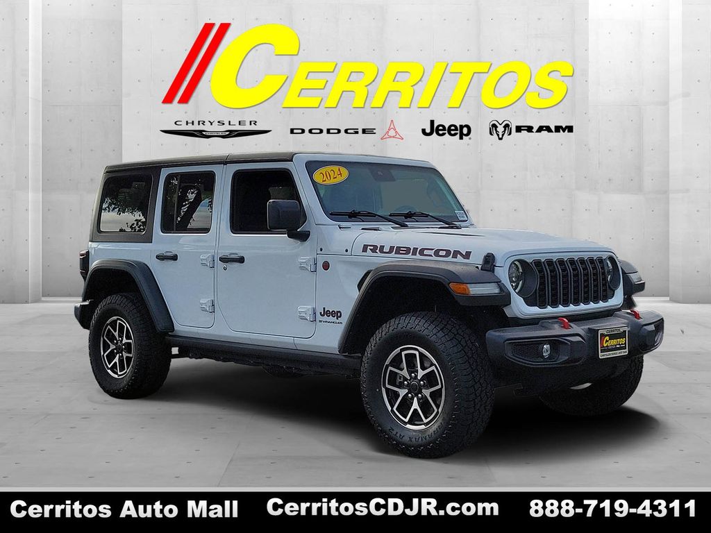 2024 Jeep Wrangler 4-Door Rubicon's photo