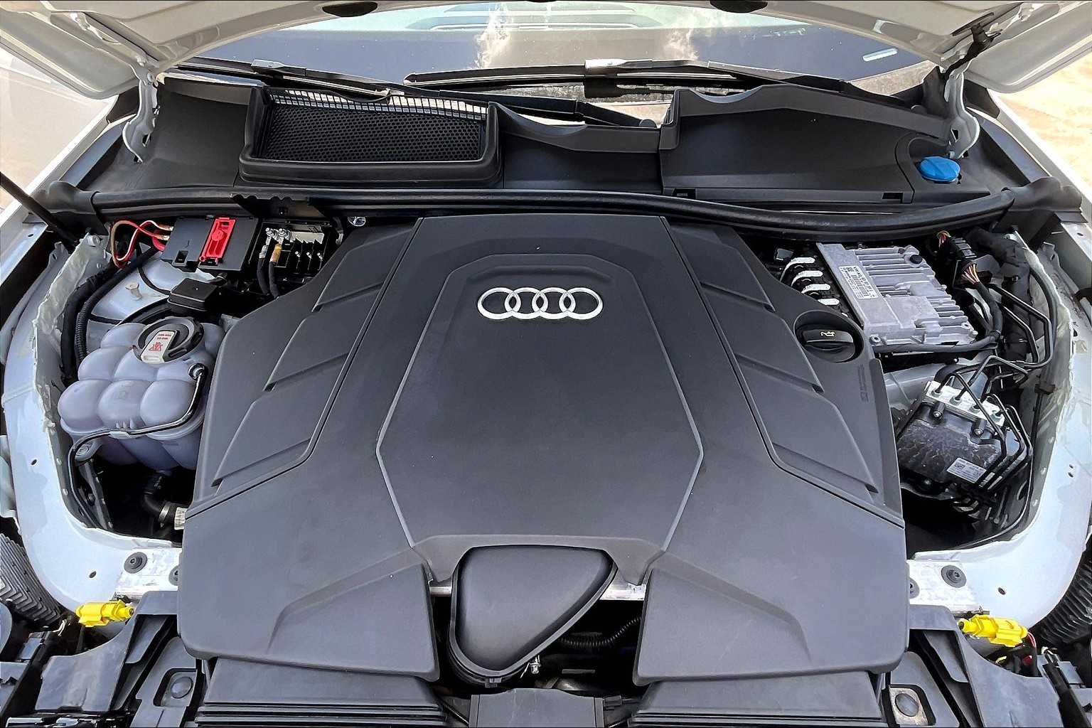 2021 Audi Q7 Premium Plus photo 25