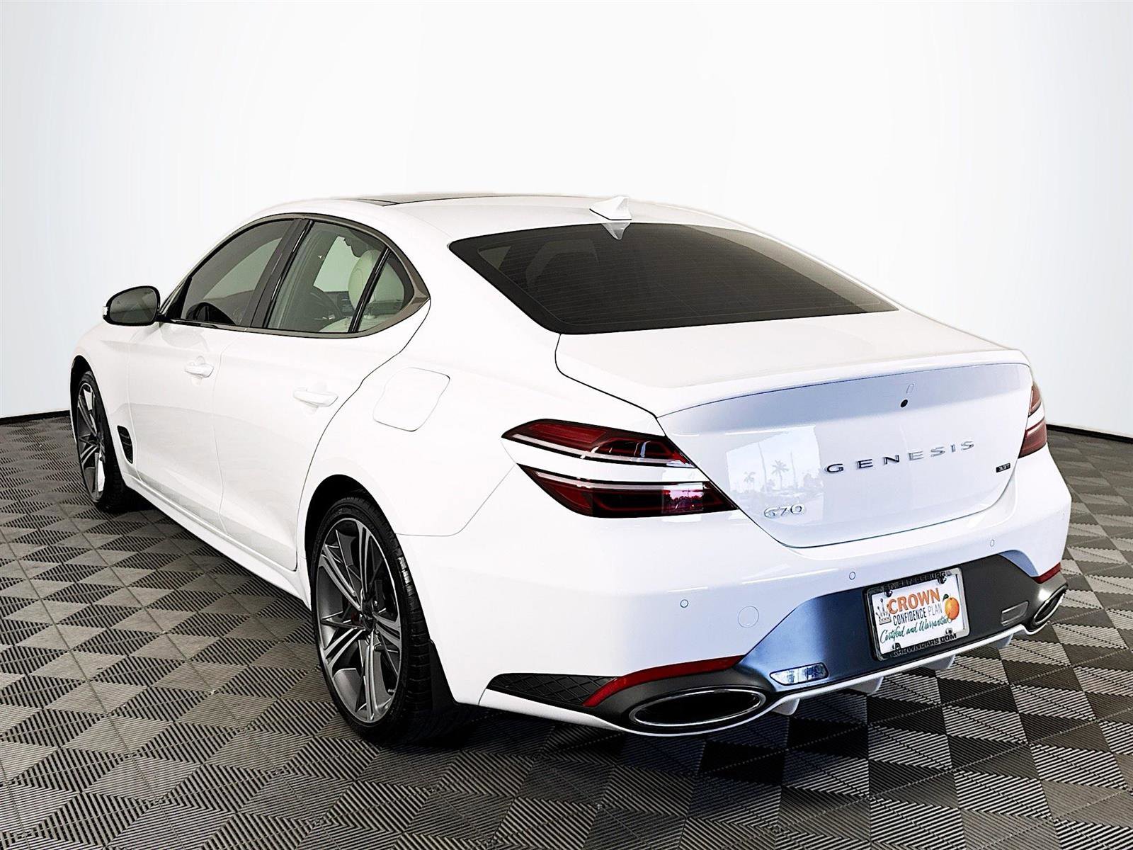 2025 Genesis G70 3.3T Sport Advanced photo 5