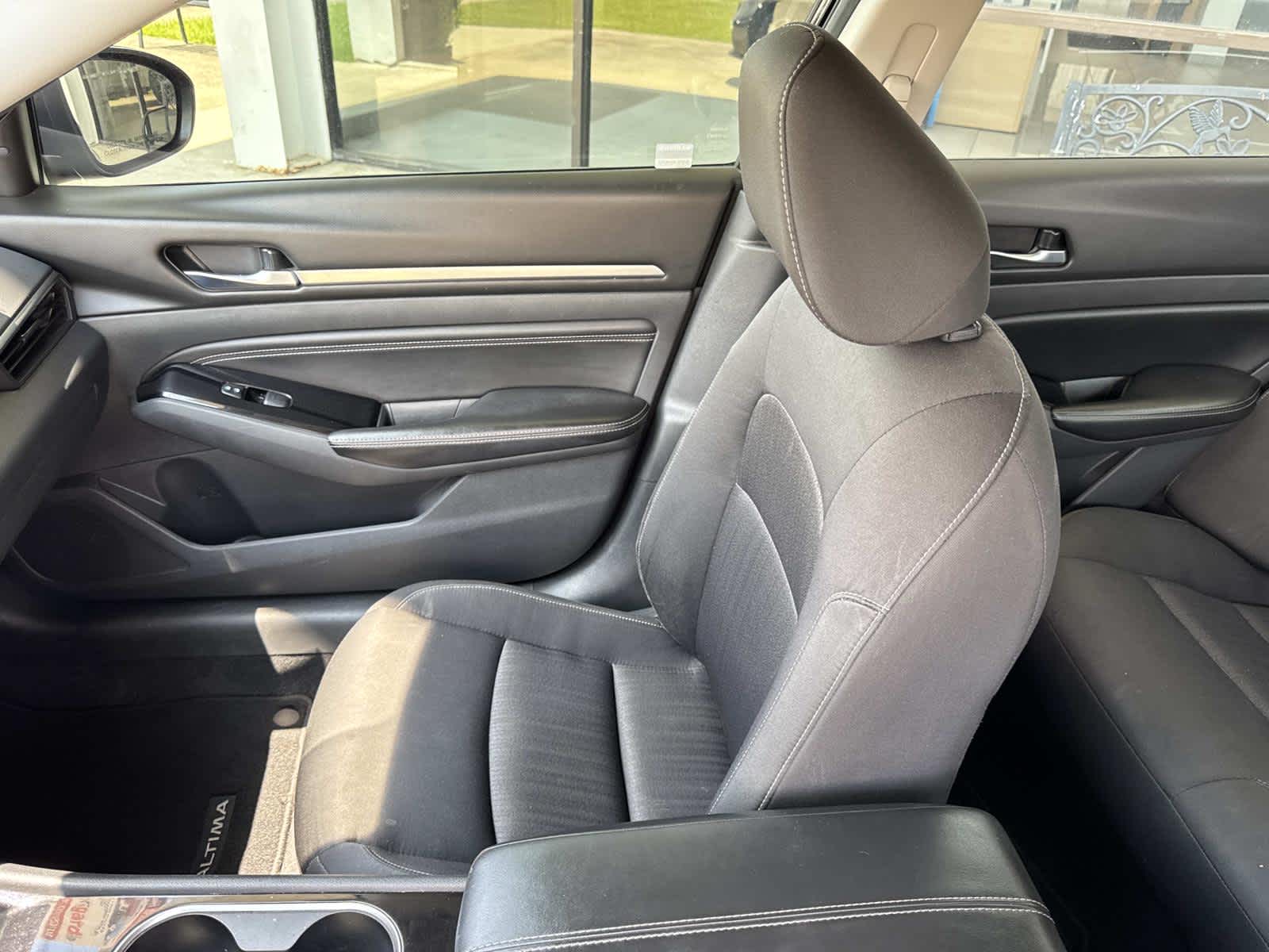 2021 Nissan Altima 2.5 SV photo 30