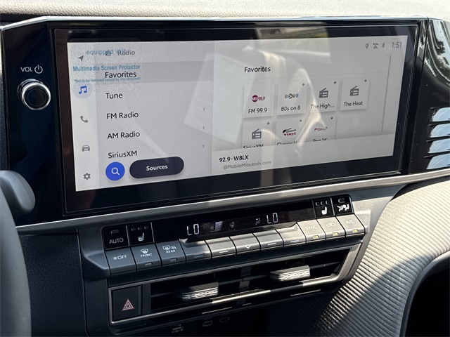 2025 Toyota Camry SE photo 21